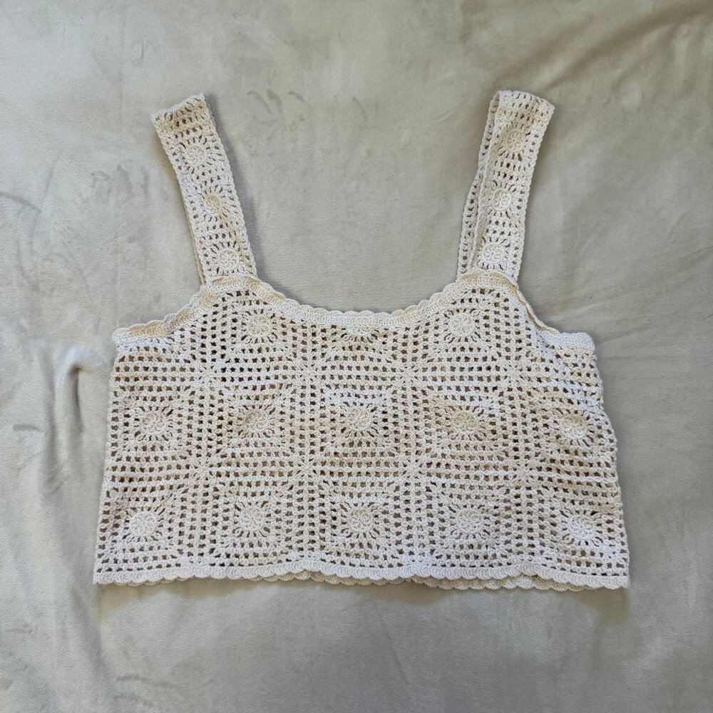 NEW IN Cream Cropped Granny Square Tank Top Women’s Medium